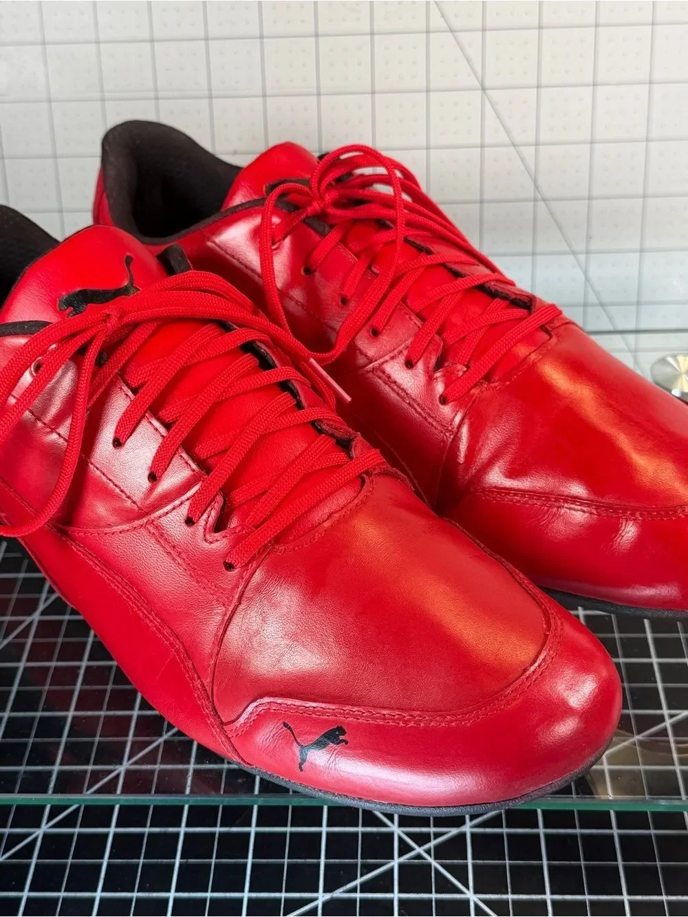 PUMA FERRARI DRIVING LEATHER SHOES MENS SZ 12 Good Condition